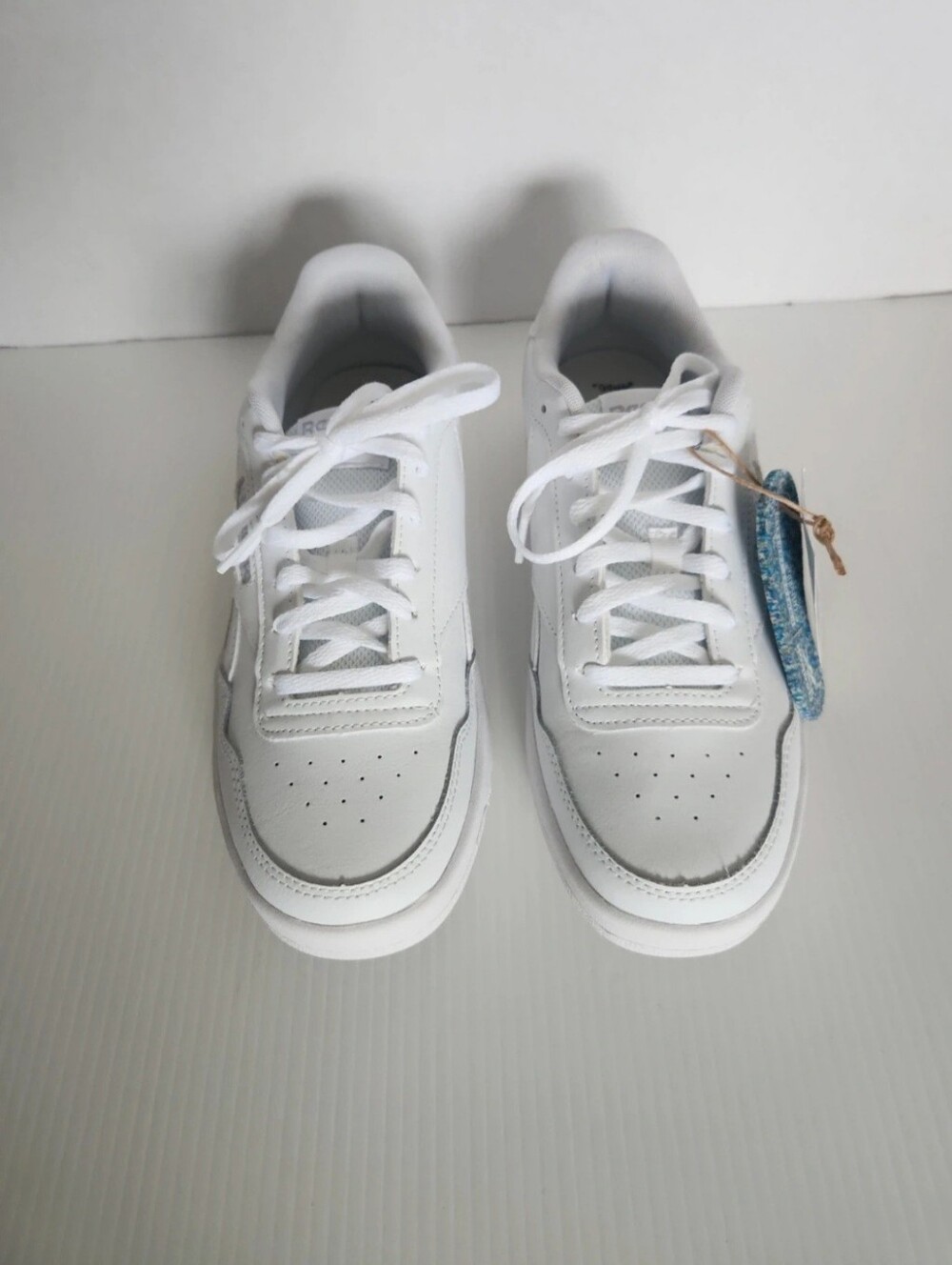 Women's White Low-Top Reebok Court Sneakers 8.5